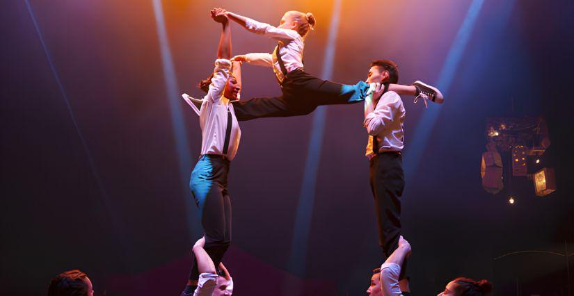 Spectacle en famille Noël au Cirque Imagine - Vaulx-en-Velin