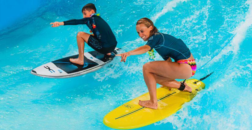 City Surf Park Lyon : glissez en famille sur la plus grande vague indoor d'Europe !