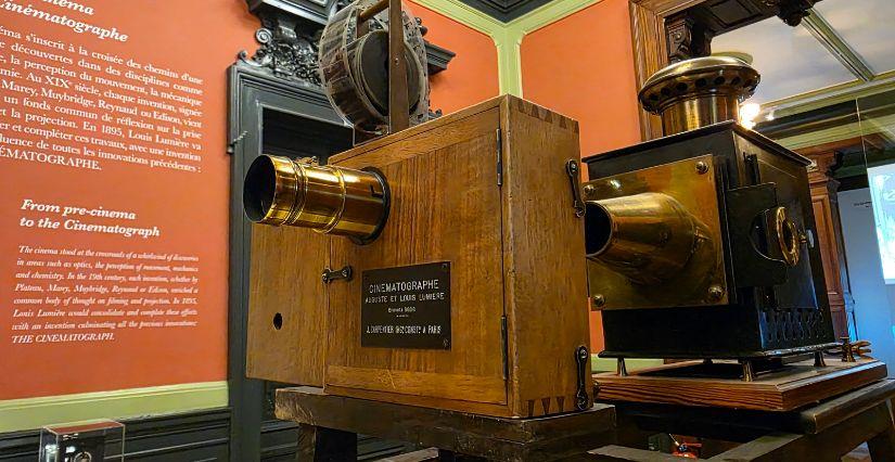 Visite guidée en famille au Musée Lumière à Lyon : découvrez la magie du cinéma cet été !